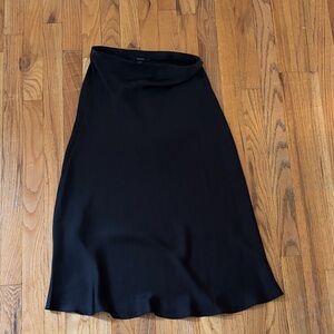 Forever 21 Classic Black A-Line Skirt